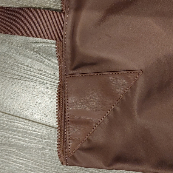 Lululemon l Large Shoulder bag l Pink - Picture 4 of 5